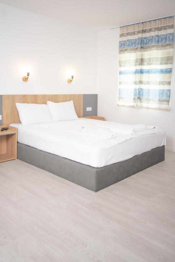 Nacional Motel Trebinje Buitenkant foto